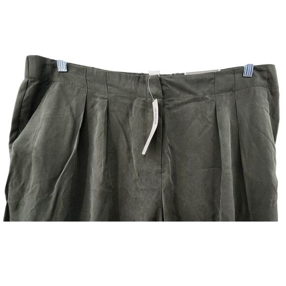 New NWT Chico's Soft Tencel Skimmer Pant In Evergreen Size 2.5 The Ultimate Fit - Picture 6 of 13
